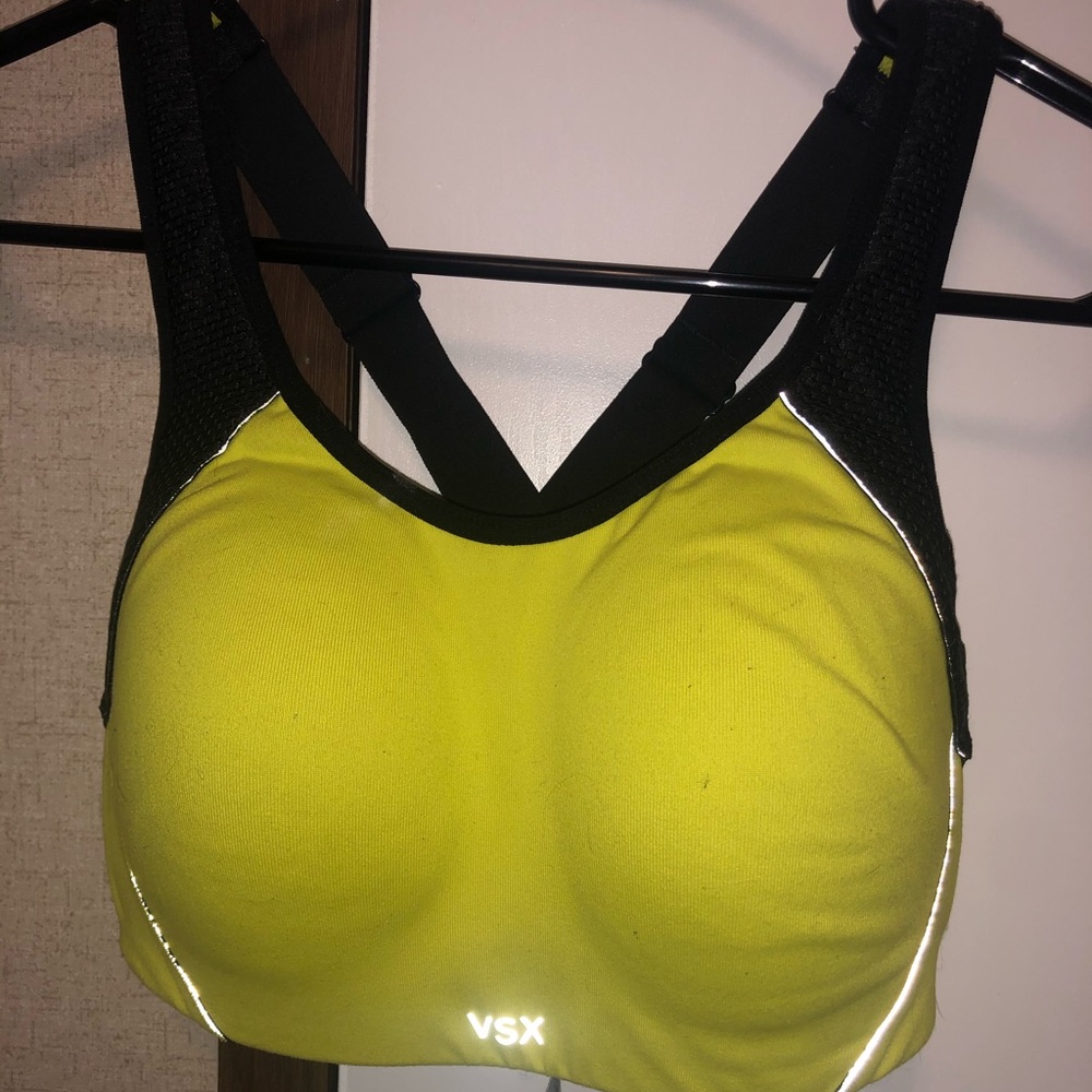 VS sports bra